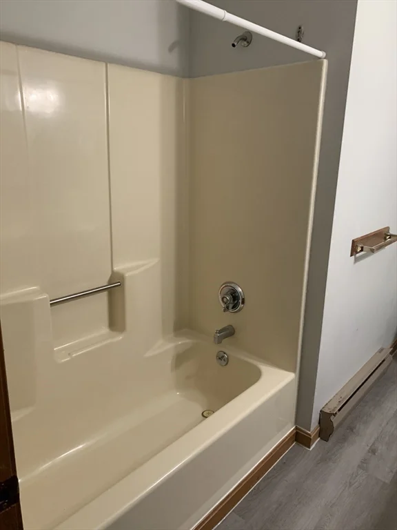 3 bed, 2 bath apartment for rent at 670 Eastside Rd, Wrentham — photo 19 of 31