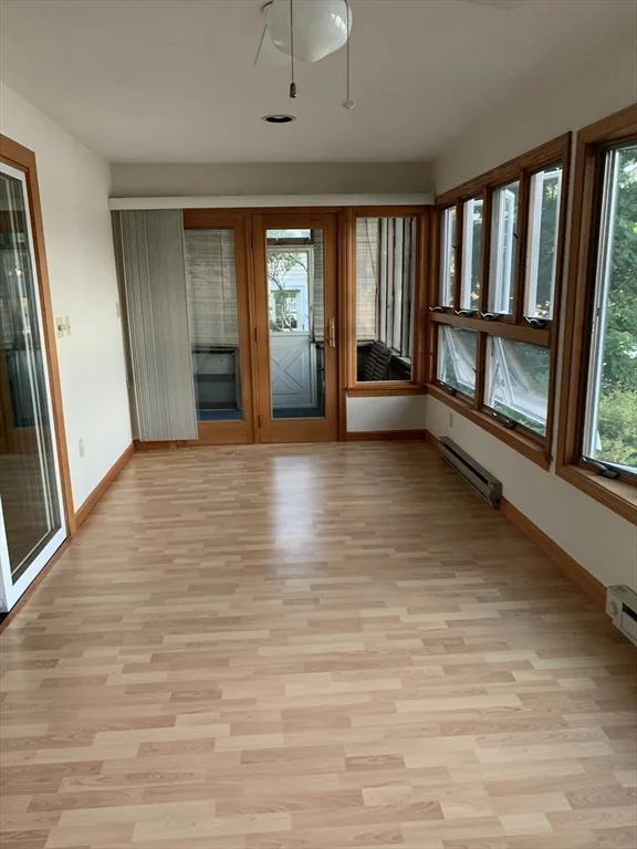 3 bed, 2 bath apartment for rent at 670 Eastside Rd, Wrentham — photo 8 of 31