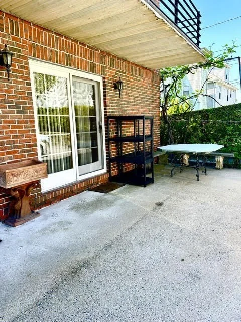 2 bed, 2 bath apartment for rent at 670 Humphrey St Unit 1, Swampscott — photo 10 of 10