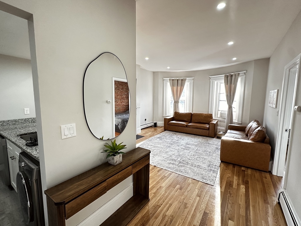 1 bed, 1 bath apartment for rent at 670 Massachusetts Ave Unit 4, South End — photo 5 of 13