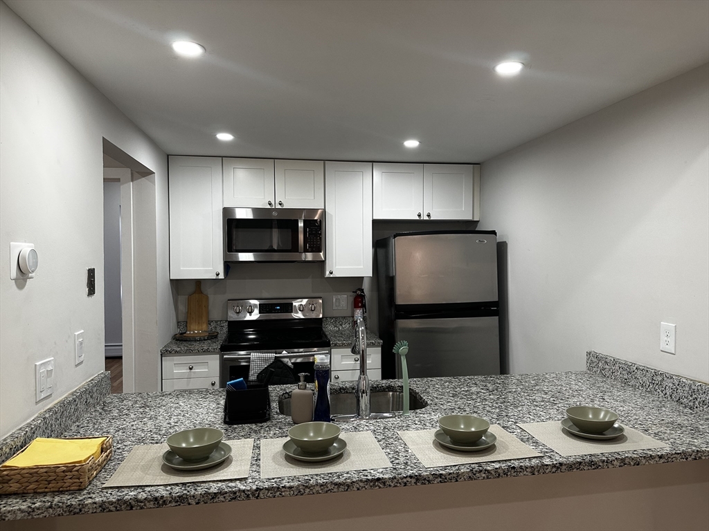 1 bed, 1 bath apartment for rent at 670 Massachusetts Ave Unit 4, South End