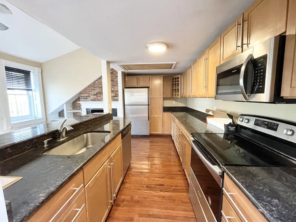 1 bed, 1 bath apartment for rent at 670 Massachusetts Ave Unit 5, South End — photo 1 of 18