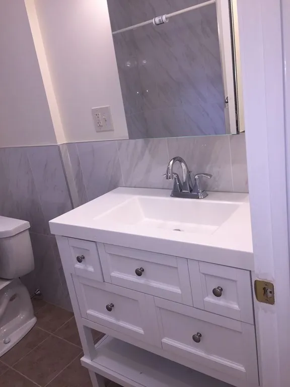 2 bed, 1 bath apartment for rent at 671 E 8th Unit 1A, South Boston — photo 7 of 9