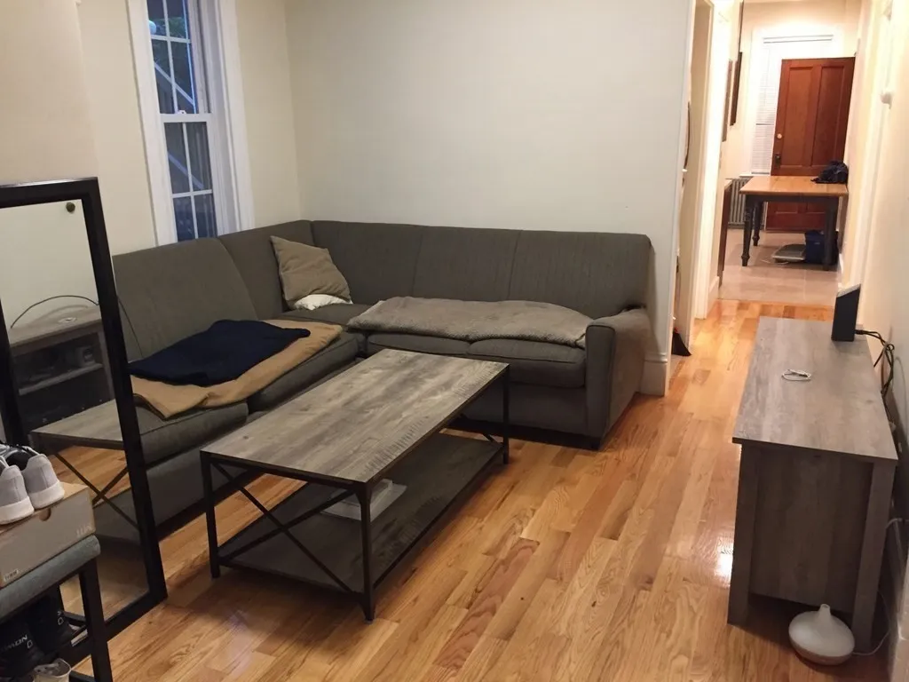 2 bed, 1 bath apartment for rent at 671 E 8th Unit 1A, South Boston — photo 2 of 9