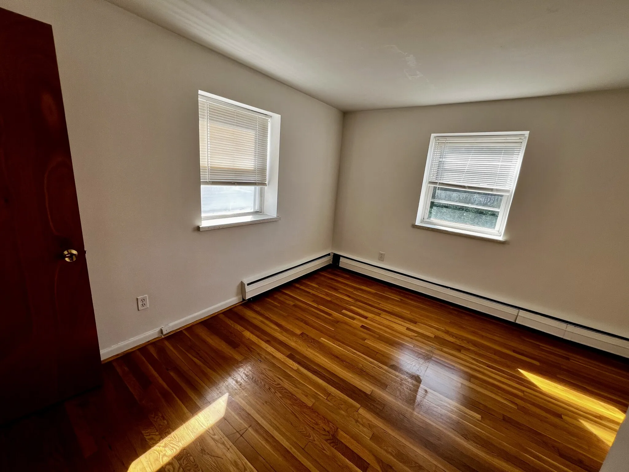 2 bed, 1 bath apartment for rent at 671 River St Unit 1L, Hyde Park — photo 5 of 8
