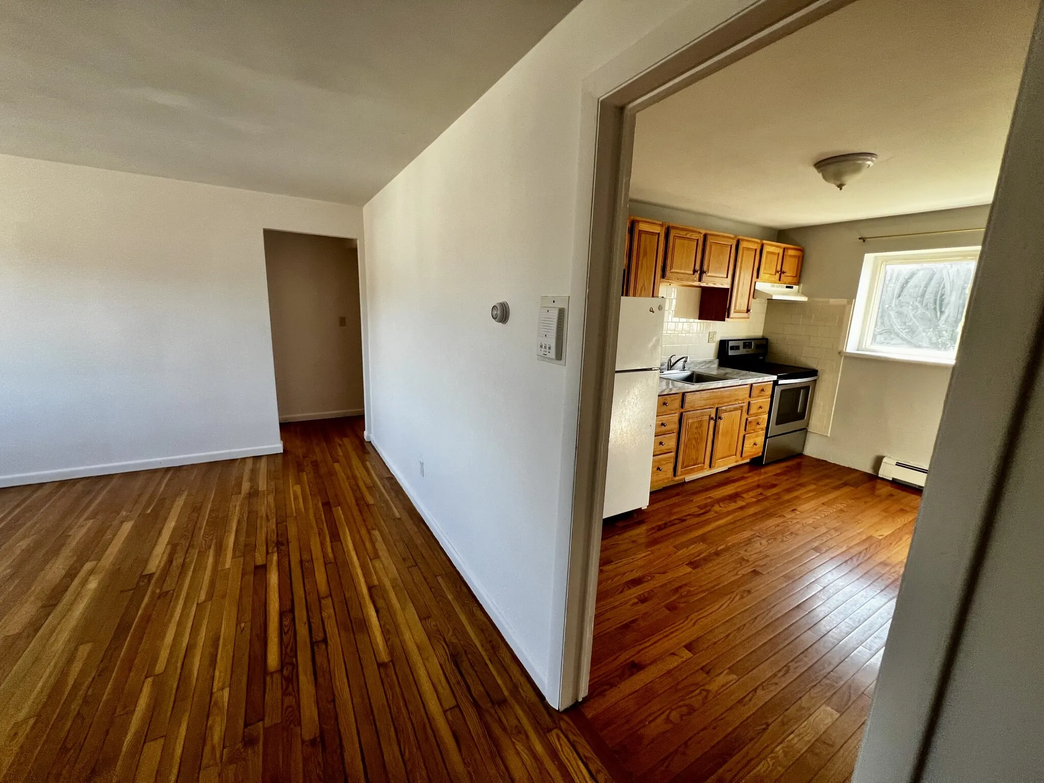2 bed, 1 bath apartment for rent at 671 River St Unit 1L, Hyde Park — photo 2 of 8