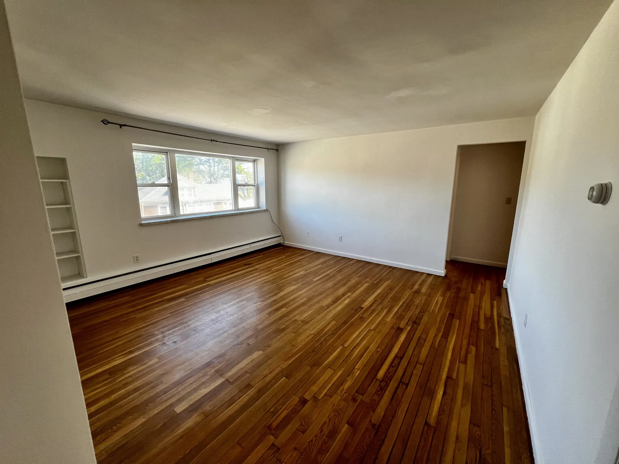 2 bed, 1 bath apartment for rent at 671 River St Unit 1L, Hyde Park — photo 3 of 8