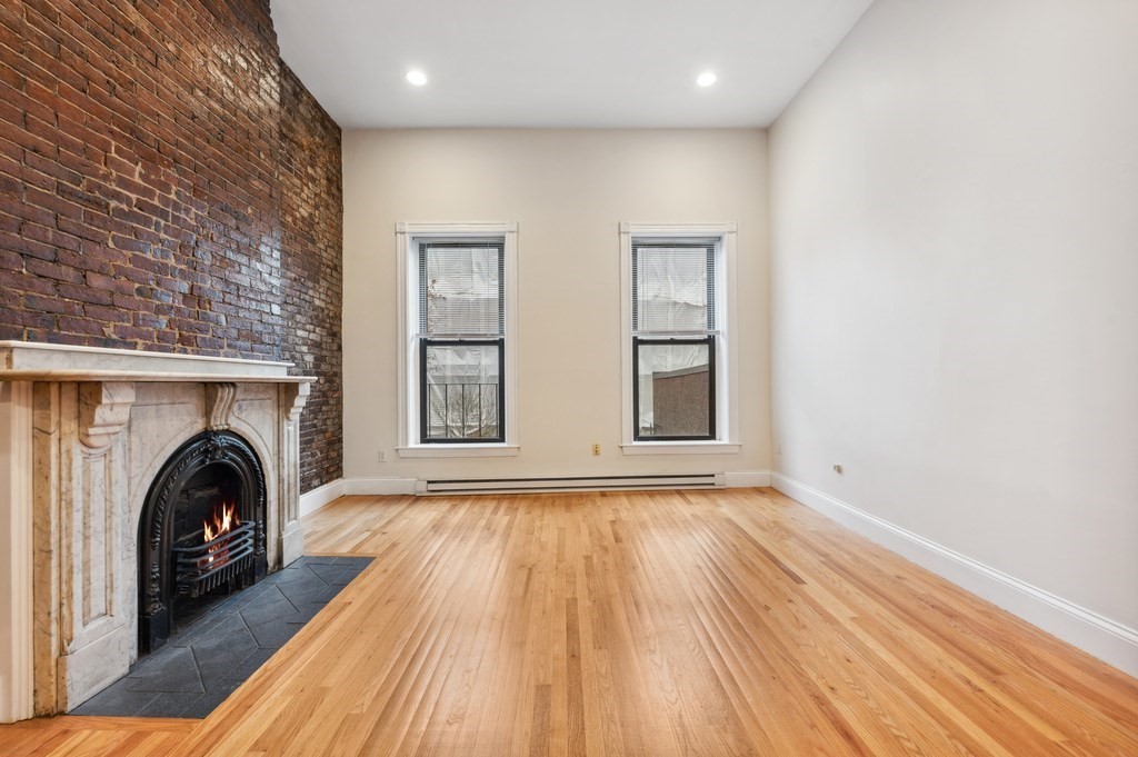 1 bed, 1 bath apartment for rent at 672 Tremont St Unit 1R, South End — photo 3 of 8