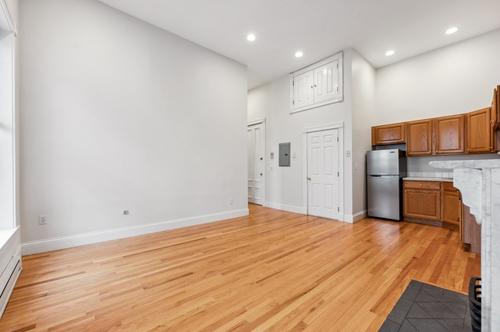 1 bed, 1 bath apartment for rent at 672 Tremont St Unit 1R, South End — photo 5 of 8