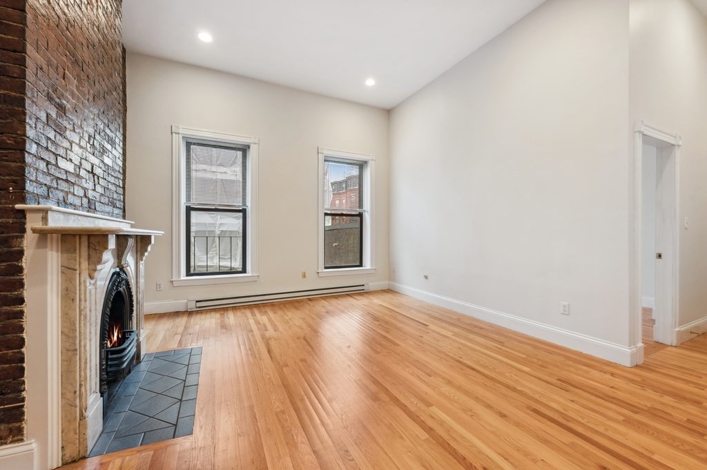 1 bed, 1 bath apartment for rent at 672 Tremont St Unit 1R, South End — photo 2 of 8