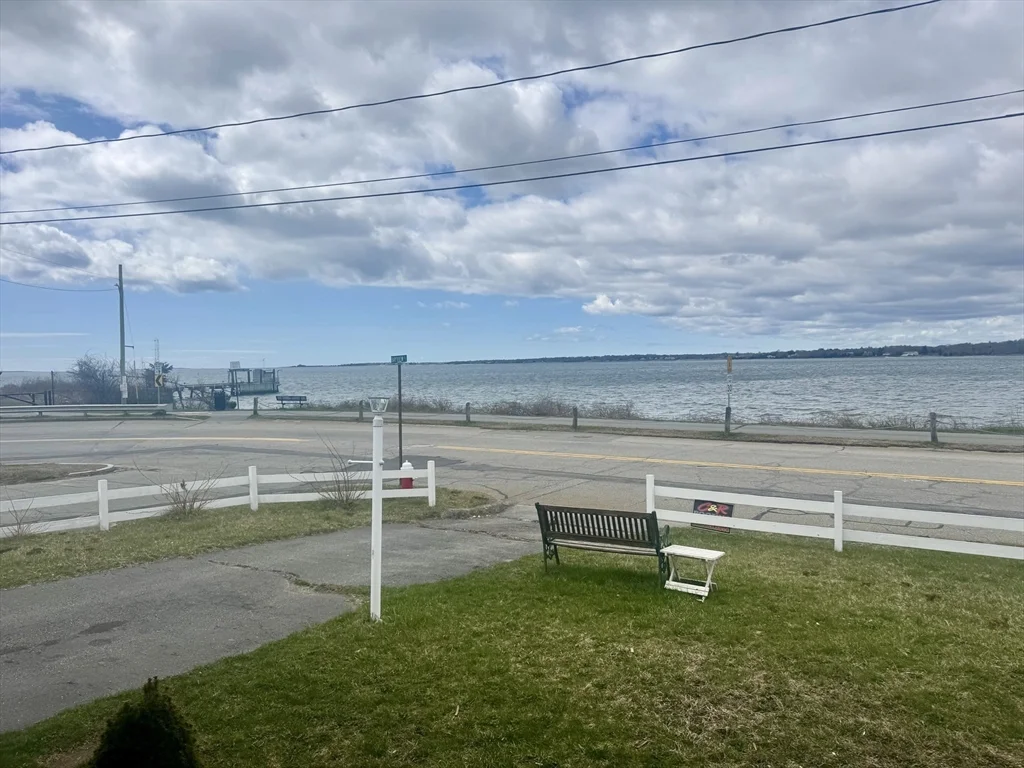2 bed, 1 bath apartment for rent at 672 W Rodney French Blvd, Far North — photo 35 of 39