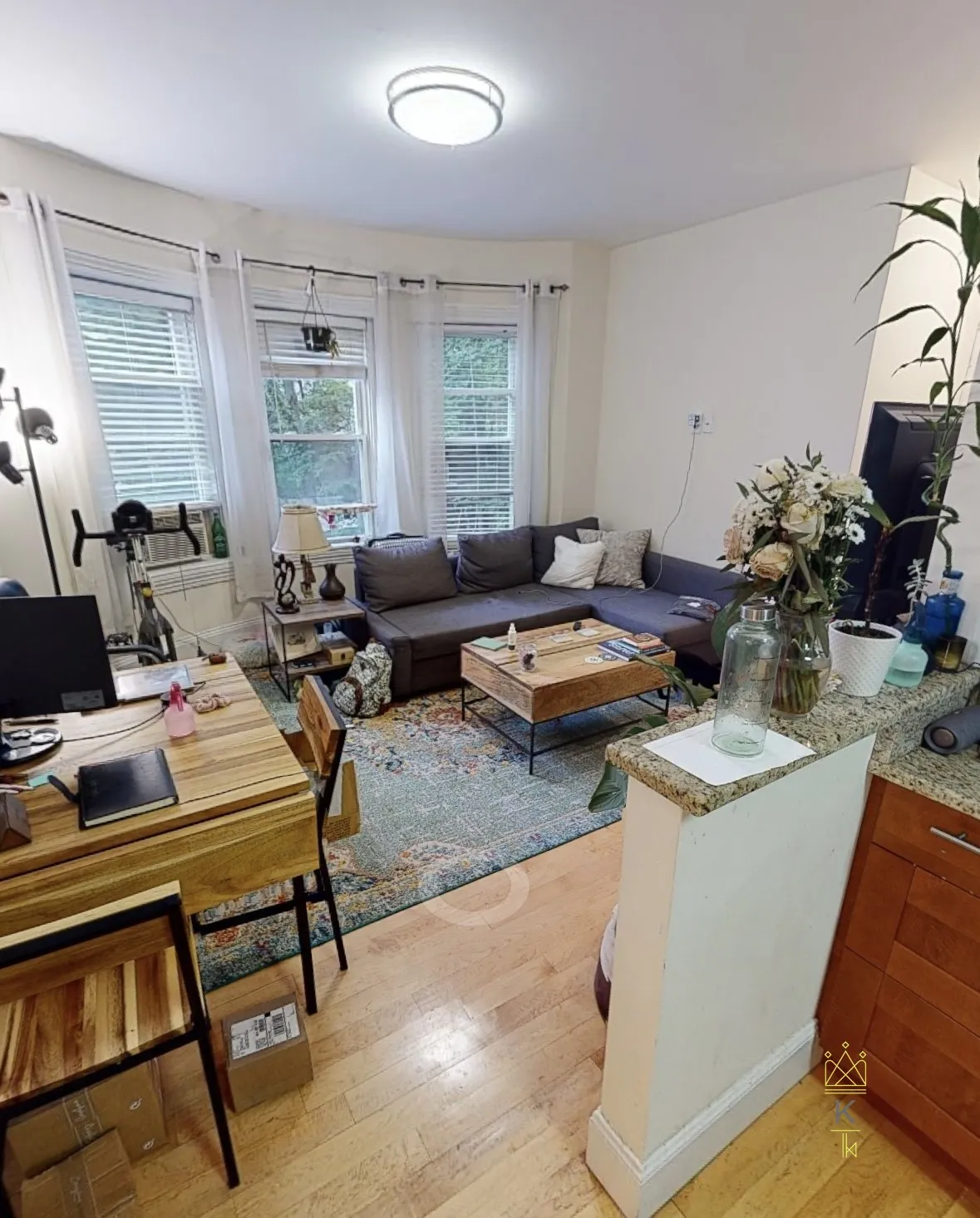 2 bed, 1 bath apartment for rent at 672 Washington St Unit 4, Aspinwall Hill — photo 1 of 8