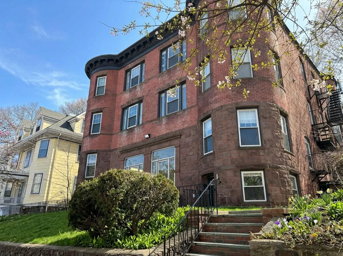 1 bed, 1 bath apartment for rent at 672 Washington St Unit A, Aspinwall Hill — photo 7 of 9