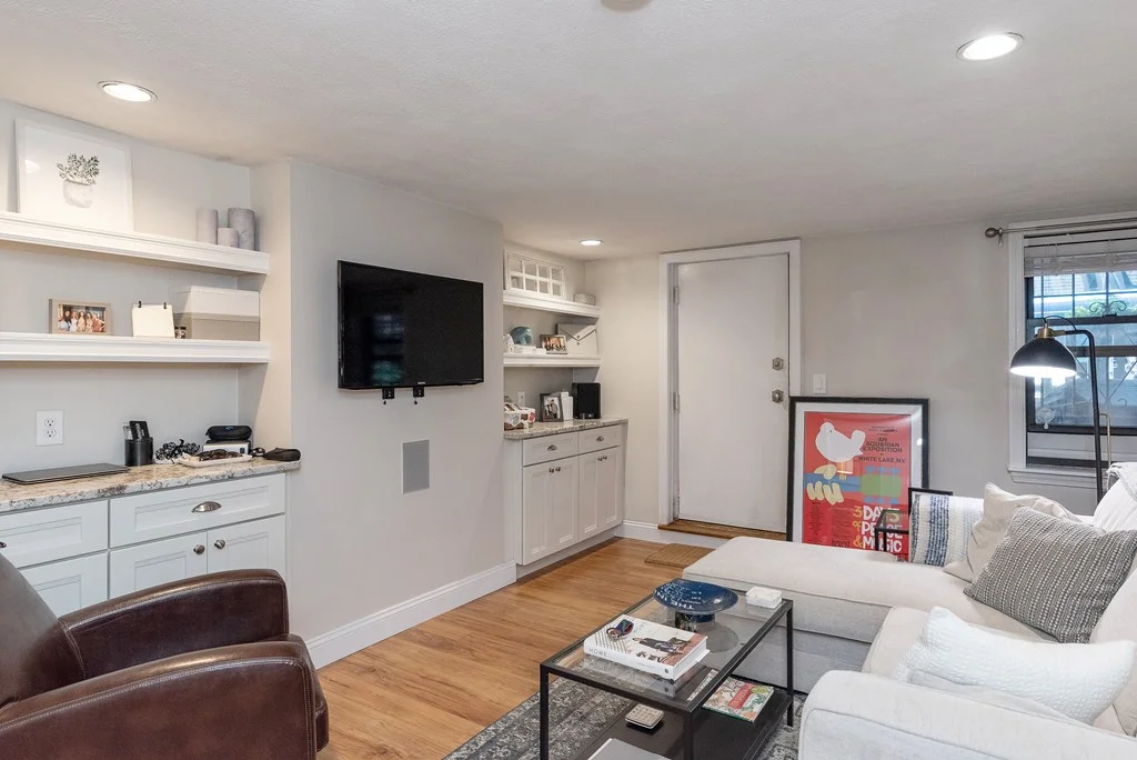 1 bed, 1 bath apartment for rent at 673 Tremont Unit 8, South End — photo 3 of 14