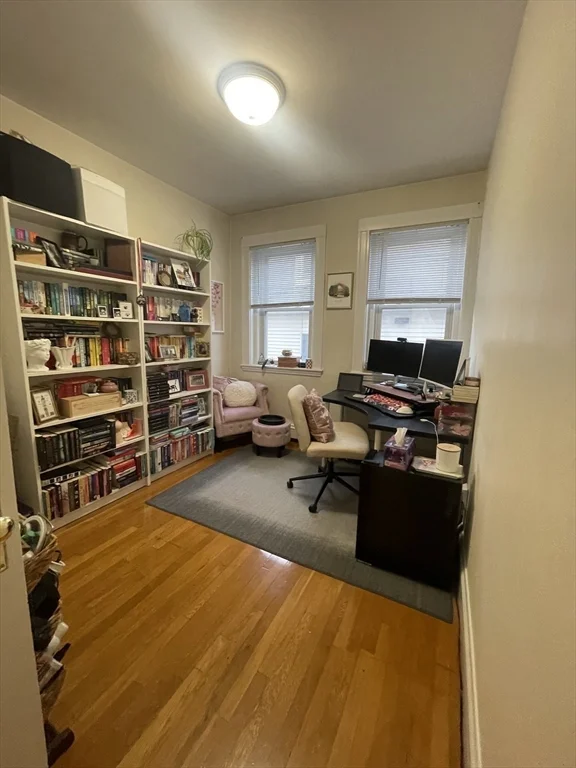3 bed, 1 bath apartment for rent at 674 Boylston St Unit 1, Newton Center — photo 5 of 10