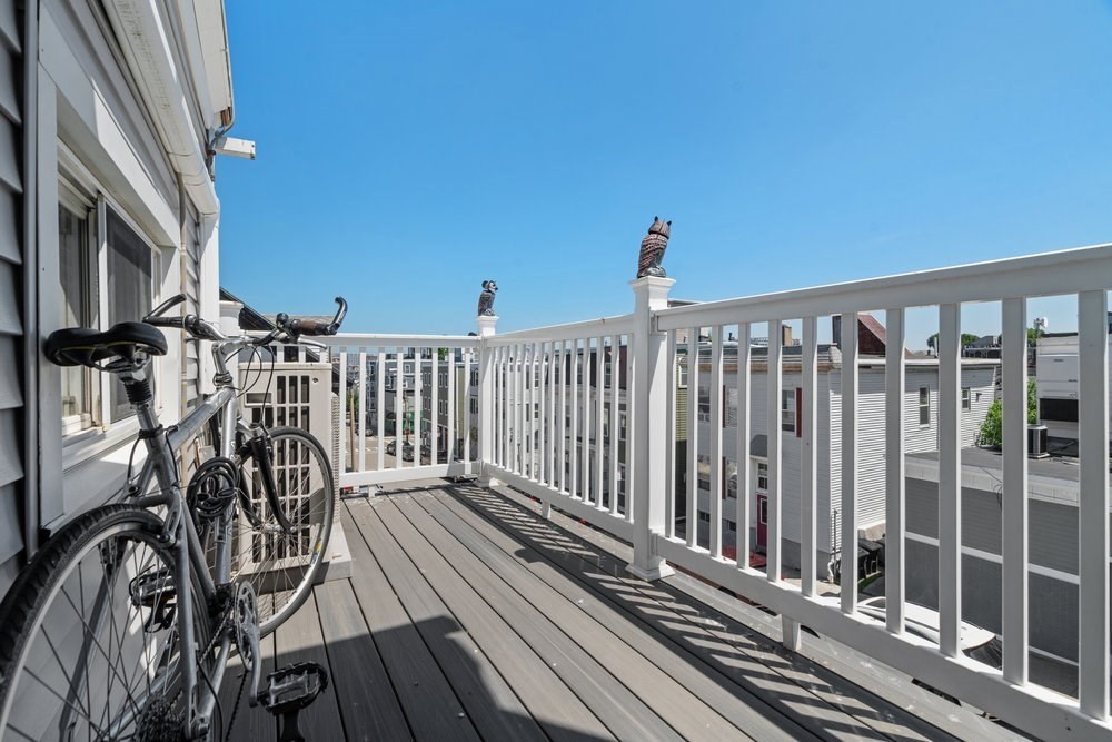 1 bed, 1 bath apartment for rent at 674 East Broadway Unit 2, South Boston — photo 9 of 9