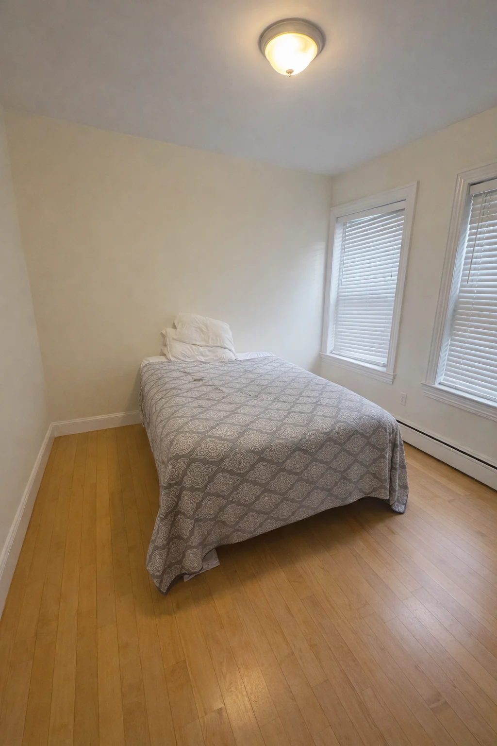 1 bed, 1 bath apartment for rent at 674 Washington St Unit 1, Coolidge Corner — photo 2 of 4