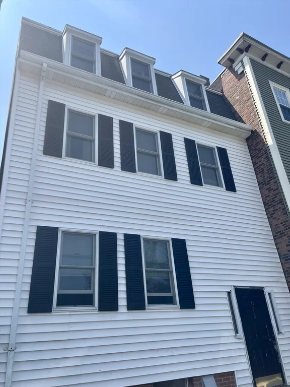 2 bed, 1 bath apartment for rent at 675 2nd St Unit 2, South Boston — photo 10 of 10