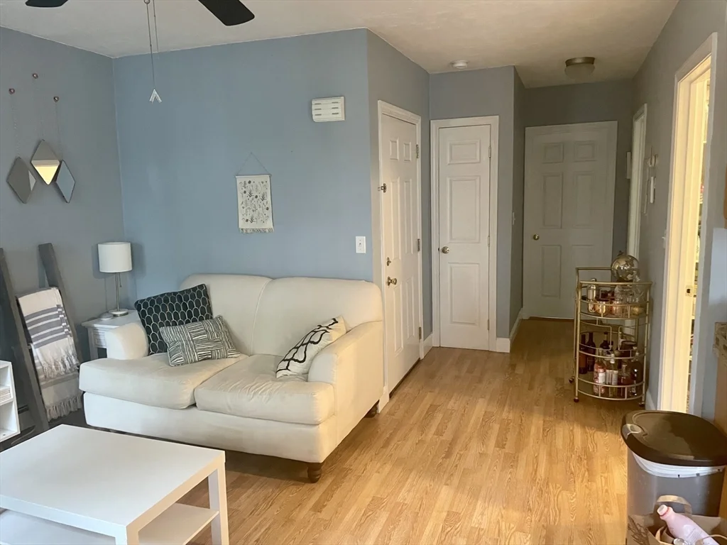 2 bed, 1 bath apartment for rent at 675 2nd St Unit 2, South Boston — photo 2 of 10