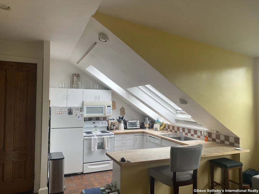 2 bed, 2 bath apartment for rent at 676 Massachusetts Ave Unit 6, South End — photo 2 of 16