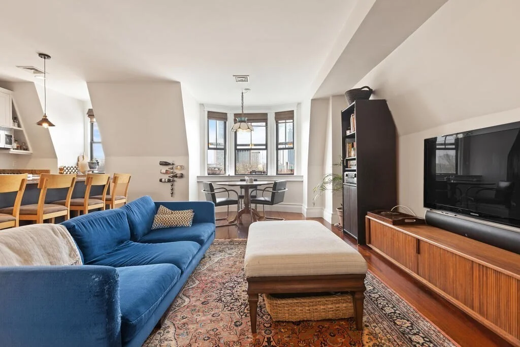 2 bed, 1 bath apartment for rent at 676 Tremont St Unit 5, South End — photo 3 of 27
