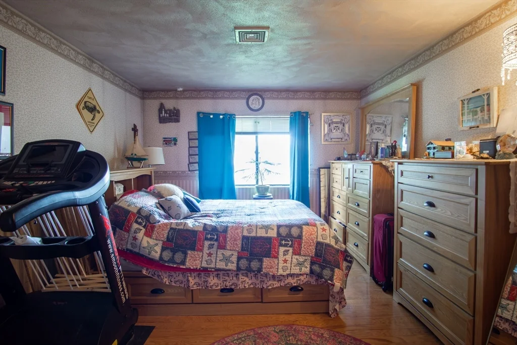 1 bed, 1 bath apartment for rent at 677 Quincy Shore Dr Unit 107, Quincy — photo 9 of 14