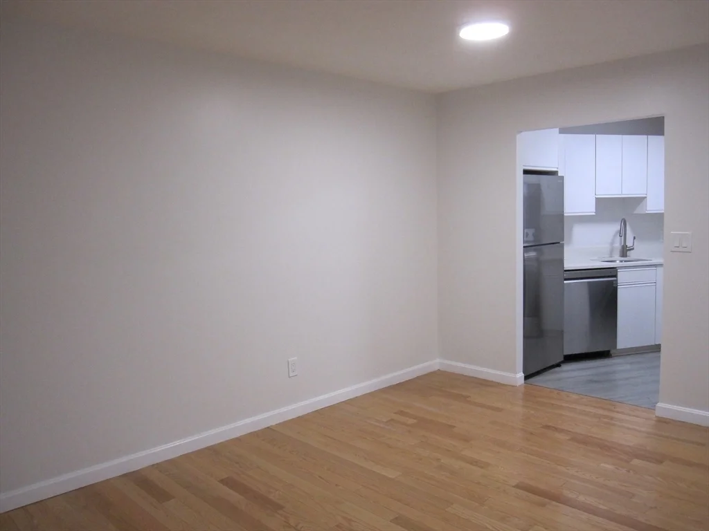 1 bed, 1 bath apartment for rent at 677 Quincy Shore Dr Unit 110, Quincy — photo 8 of 26