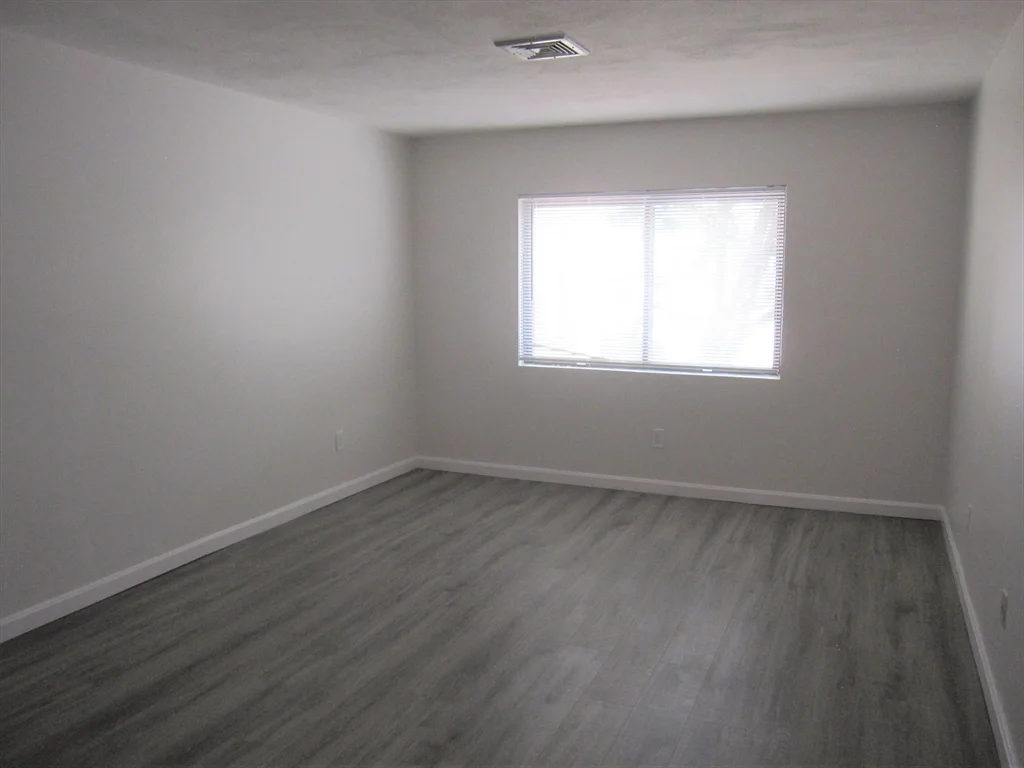 1 bed, 1 bath apartment for rent at 677 Quincy Shore Dr Unit 110, Quincy — photo 12 of 26