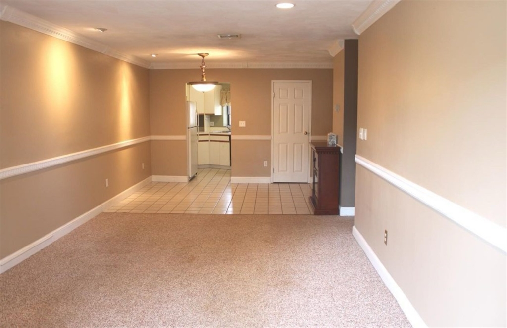 2 bed, 2 bath apartment for rent at 677 Quincy Shore Dr Unit 202, Quincy — photo 2 of 9