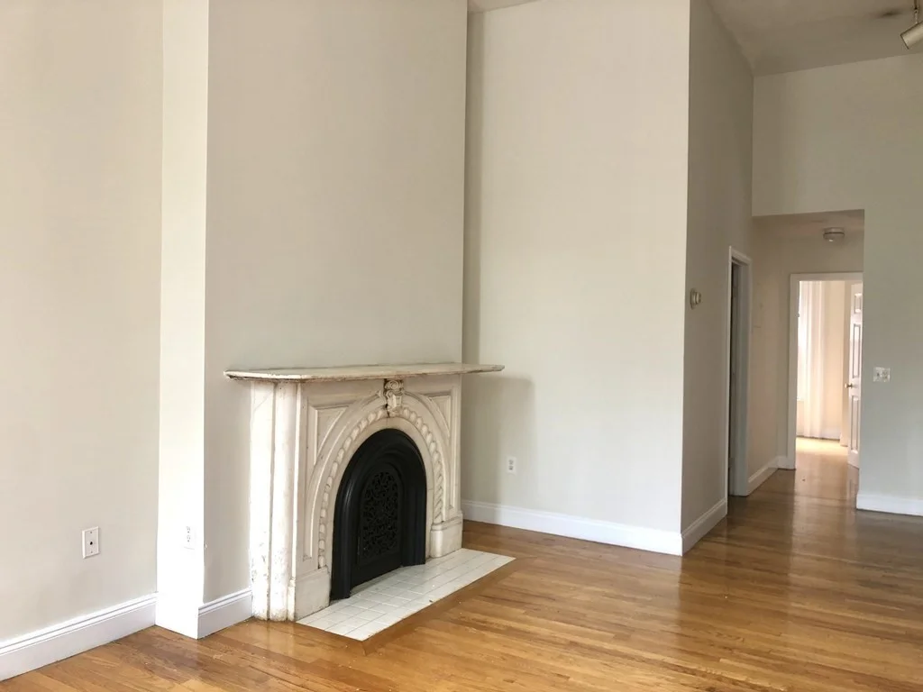 2 bed, 1 bath apartment for rent at 678 Tremont St Unit 1, South End — photo 4 of 13
