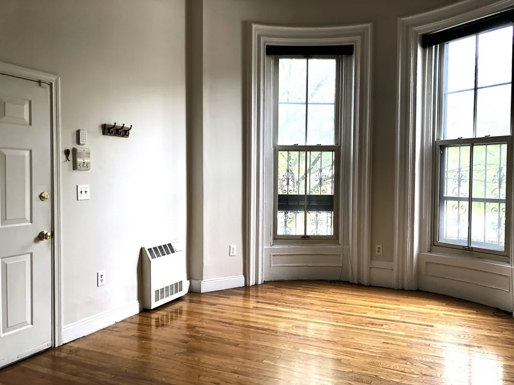 2 bed, 1 bath apartment for rent at 678 Tremont St Unit 1, South End — photo 3 of 13