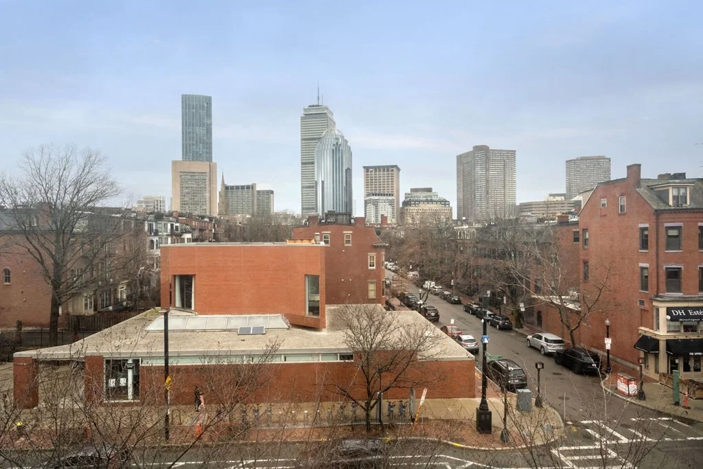 3 bed, 1 bath apartment for rent at 678 Tremont St Unit 3, South End — photo 17 of 18