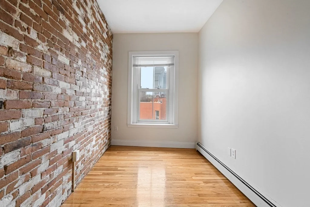 3 bed, 1 bath apartment for rent at 678 Tremont St Unit 3, South End — photo 13 of 18