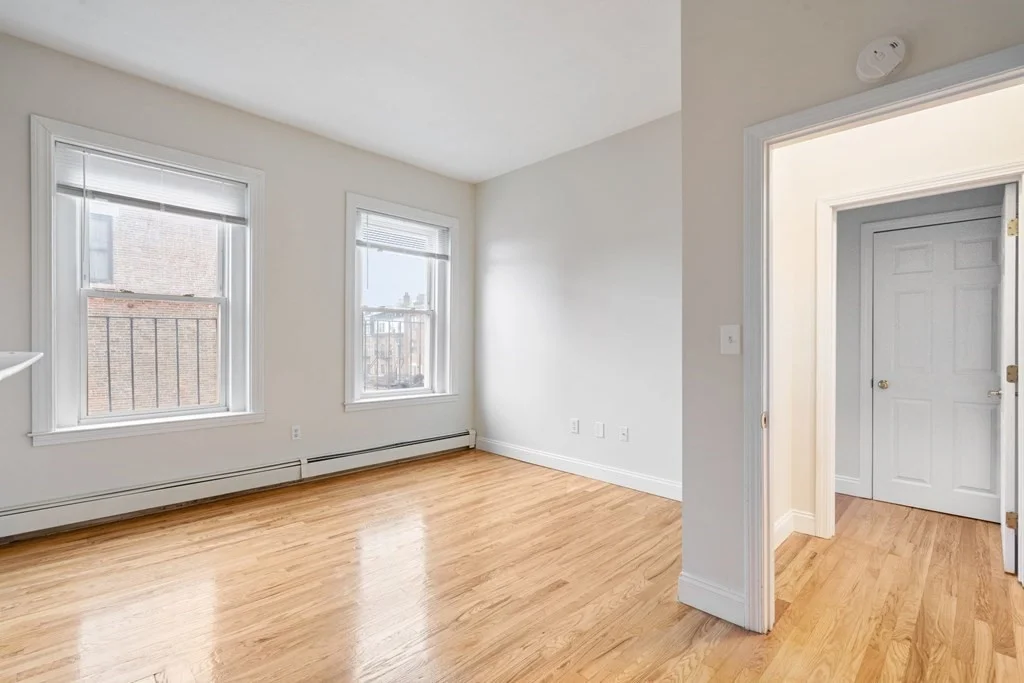 3 bed, 1 bath apartment for rent at 678 Tremont St Unit 3, South End — photo 9 of 18