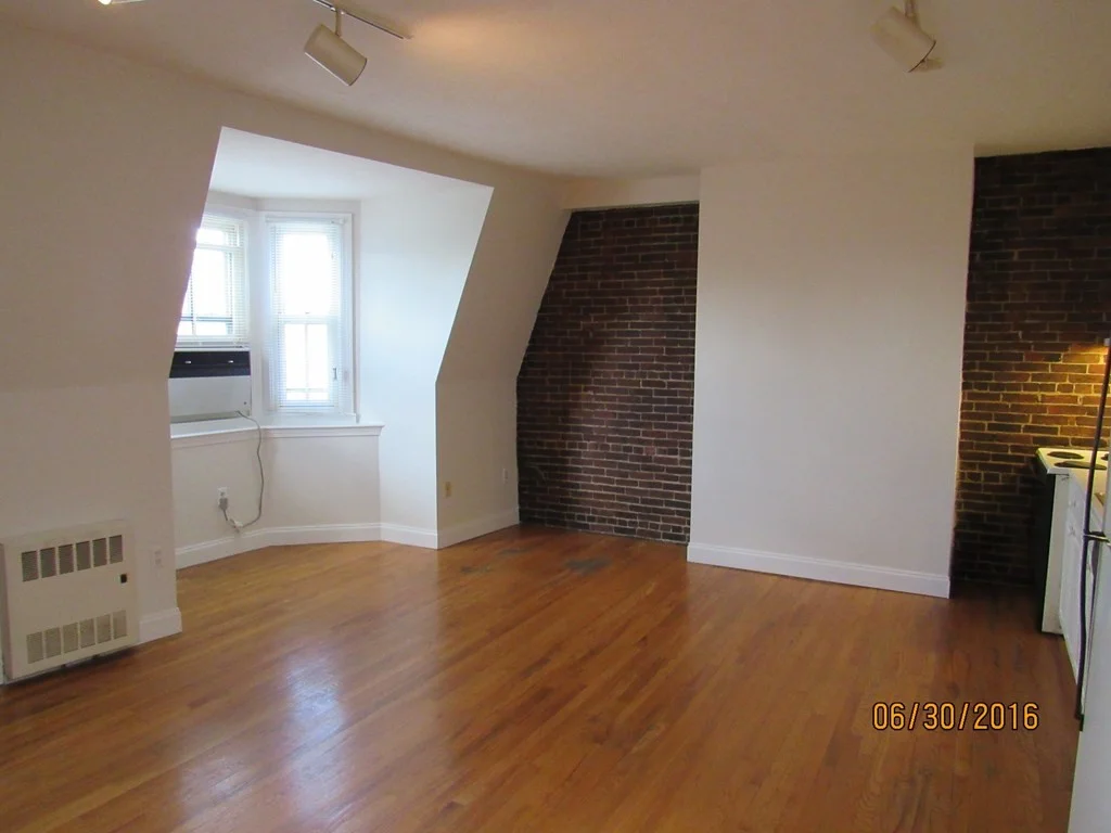 2 bed, 1 bath apartment for rent at 678 Tremont St Unit 4, South End — photo 2 of 13