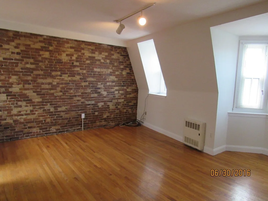 2 bed, 1 bath apartment for rent at 678 Tremont St Unit 4, South End — photo 3 of 13