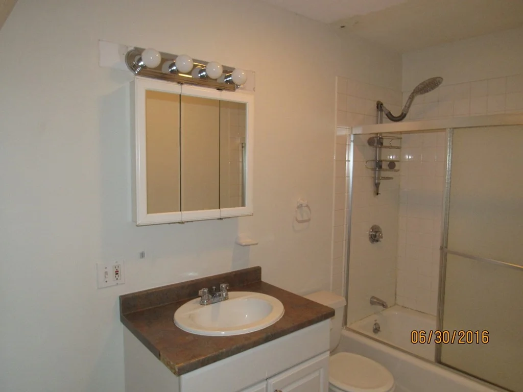 2 bed, 1 bath apartment for rent at 678 Tremont St Unit 4, South End — photo 8 of 13