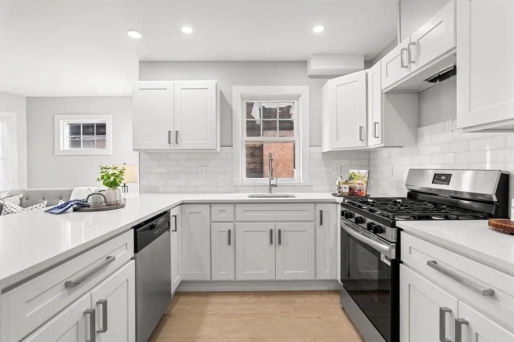 2 bed, 1 bath apartment for rent at 679-683 Columbia Rd Unit 1, Dorchester — photo 15 of 31