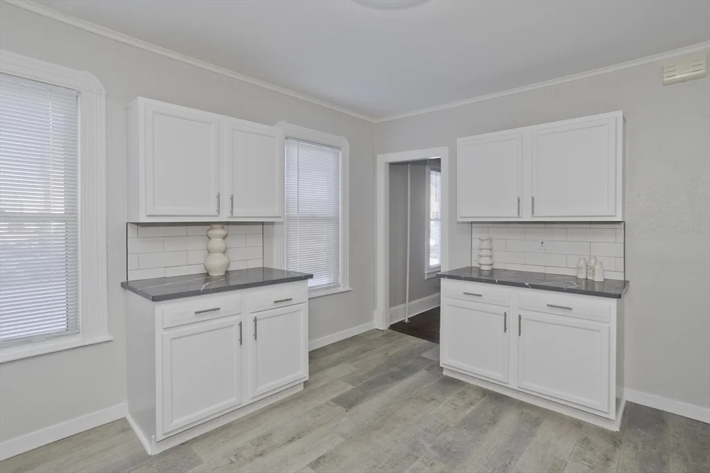 3 bed, 1 bath apartment for rent at 68-70 Ottawa St Unit 68, Agawam — photo 20 of 39