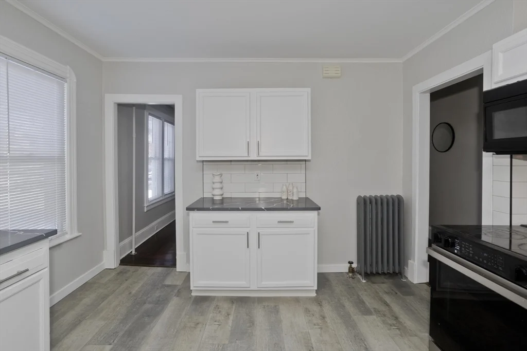 3 bed, 1 bath apartment for rent at 68-70 Ottawa St Unit 68, Agawam — photo 21 of 39