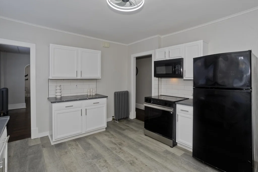 3 bed, 1 bath apartment for rent at 68-70 Ottawa St Unit 68, Agawam — photo 19 of 39