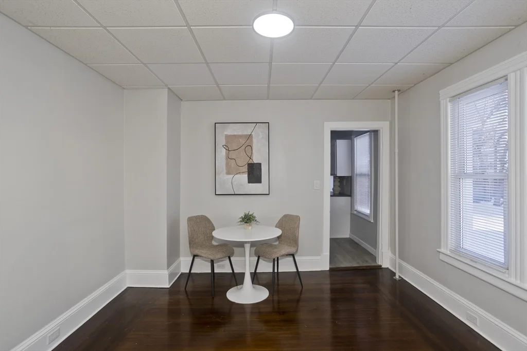 3 bed, 1 bath apartment for rent at 68-70 Ottawa St Unit 68, Agawam — photo 10 of 39