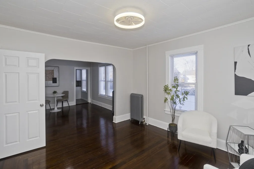 3 bed, 1 bath apartment for rent at 68-70 Ottawa St Unit 68, Agawam — photo 1 of 39