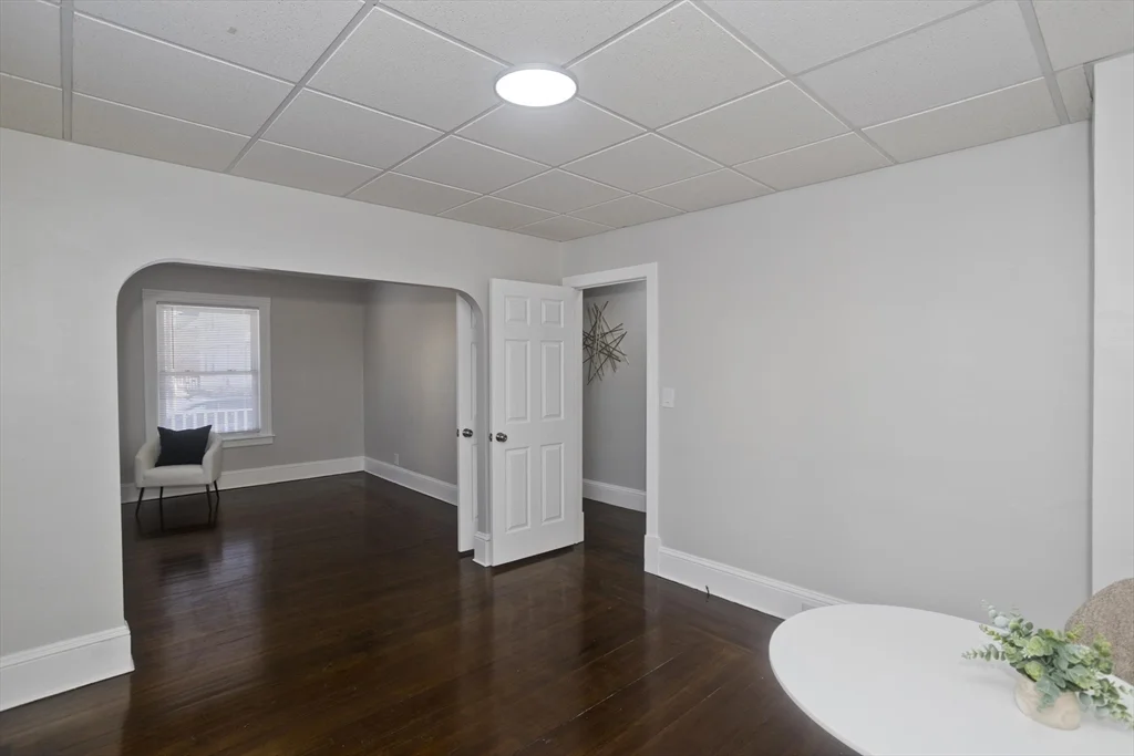 3 bed, 1 bath apartment for rent at 68-70 Ottawa St Unit 68, Agawam — photo 3 of 39
