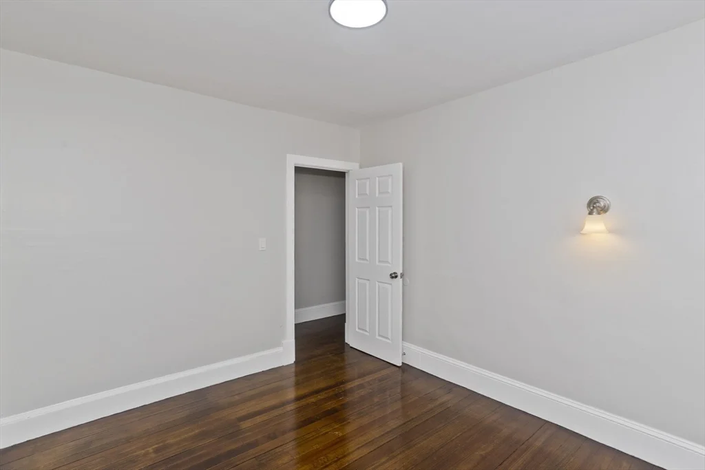 3 bed, 1 bath apartment for rent at 68-70 Ottawa St Unit 68, Agawam — photo 33 of 39