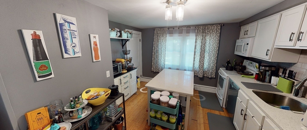 2 bed, 1 bath apartment for rent at 68 Aldrich Rd Unit A, Watertown — photo 1 of 8