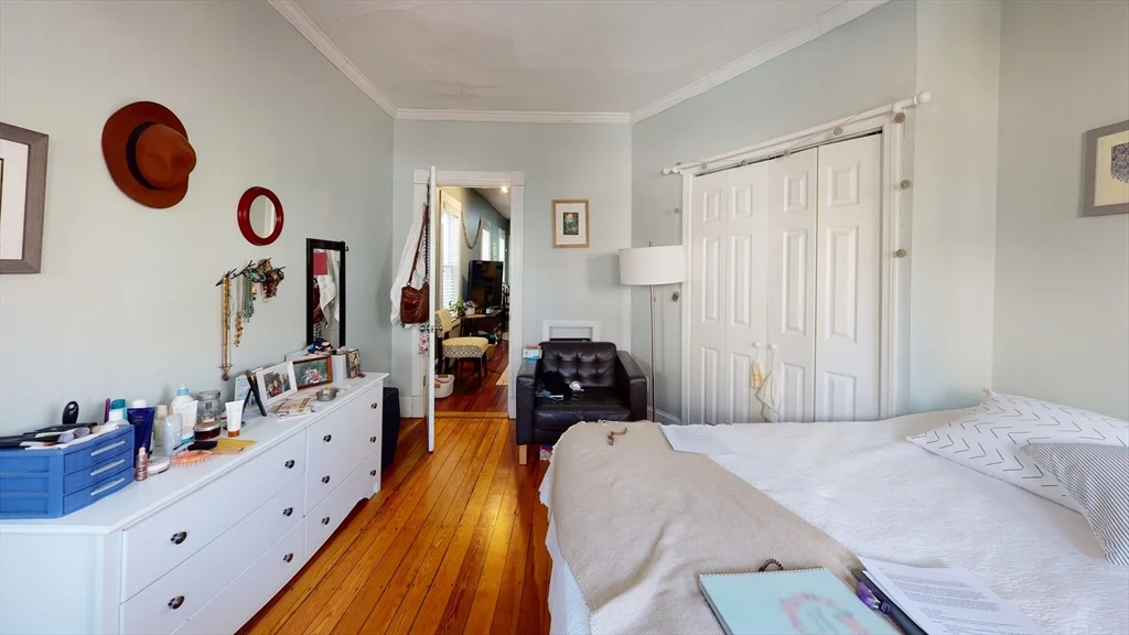 2 bed, 1 bath apartment for rent at 68 Allston St Unit 1, Cambridge — photo 4 of 8