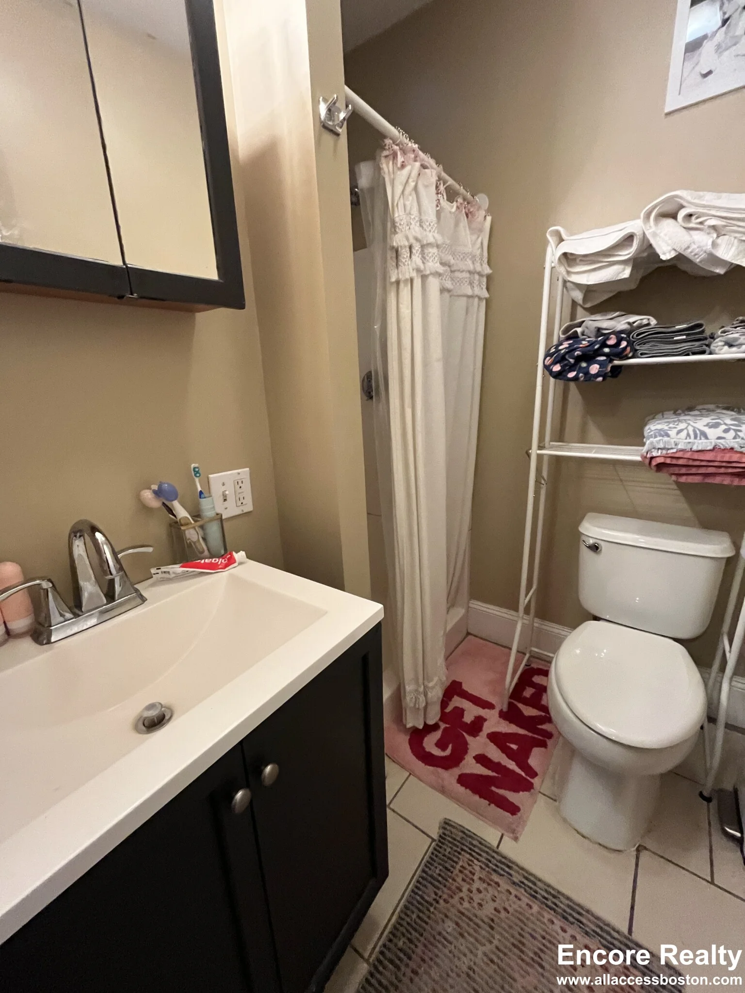4 bed, 2 bath apartment for rent at 68 Amory St Unit 1, Brookline — photo 9 of 13