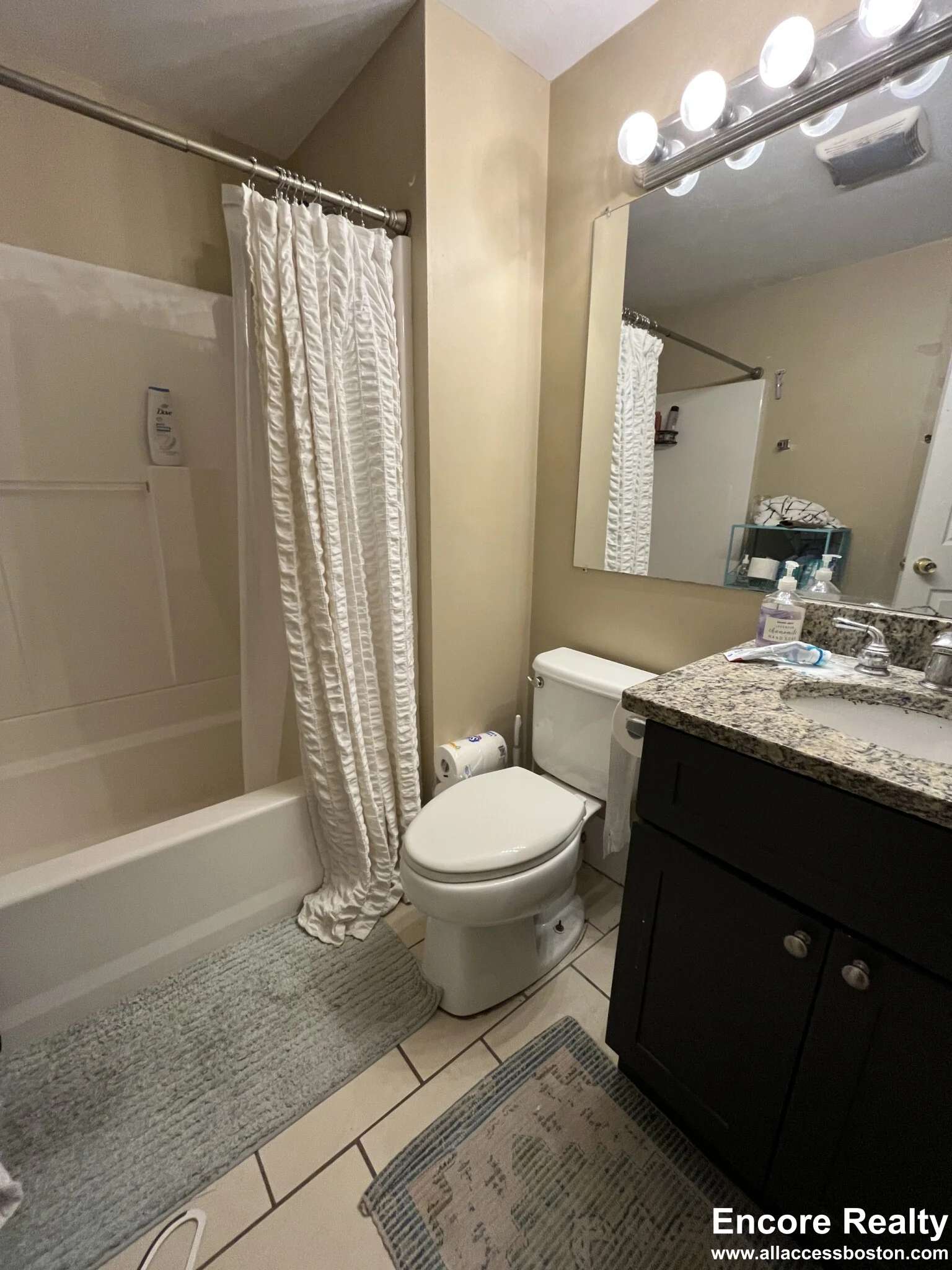 4 bed, 2 bath apartment for rent at 68 Amory St Unit 1, Brookline — photo 8 of 13