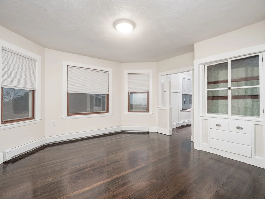 4 bed, 2 bath apartment for rent at 68 Apthorp Unit 68, Quincy — photo 2 of 26